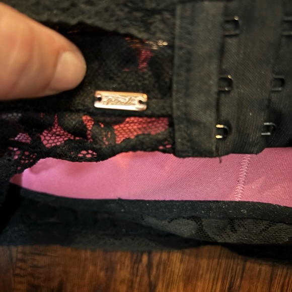 VS PINK LACE PUSH UP BRALETTE - Picture 10 of 13